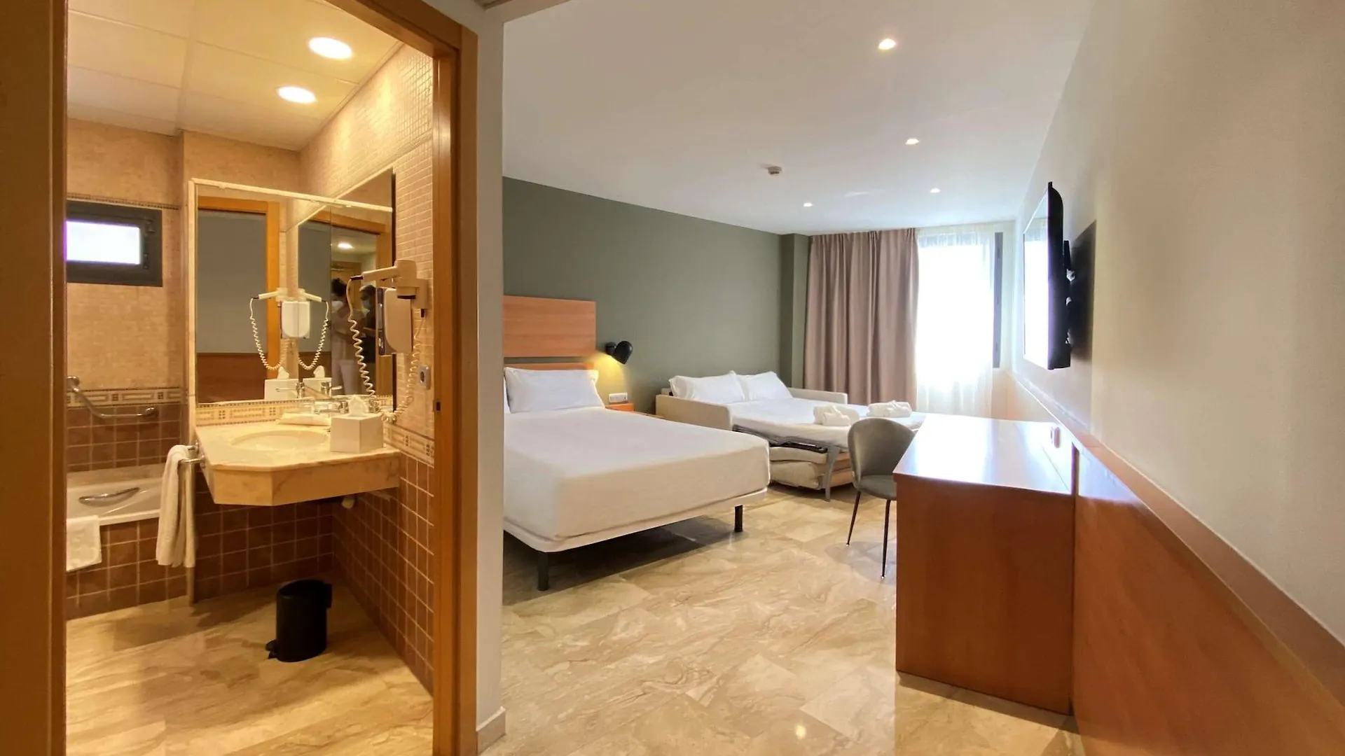 Hotel Sb Express Tarragona